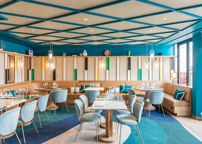 Hotel Le Cafe De Paris